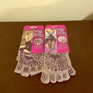 Yoga gloves and socks